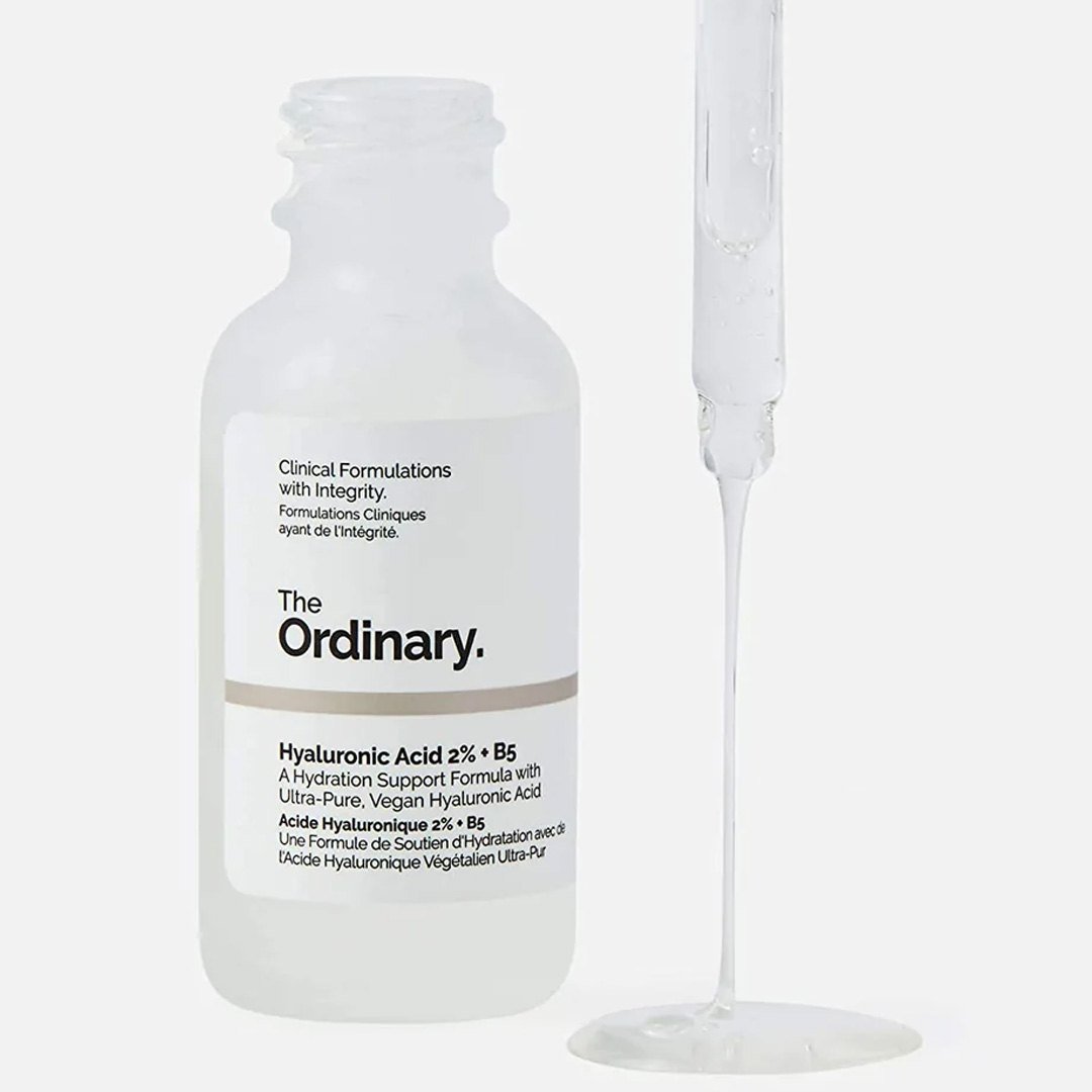 Sérum The Ordinary Hyaluronic Acid 2% + B5 con su gotero